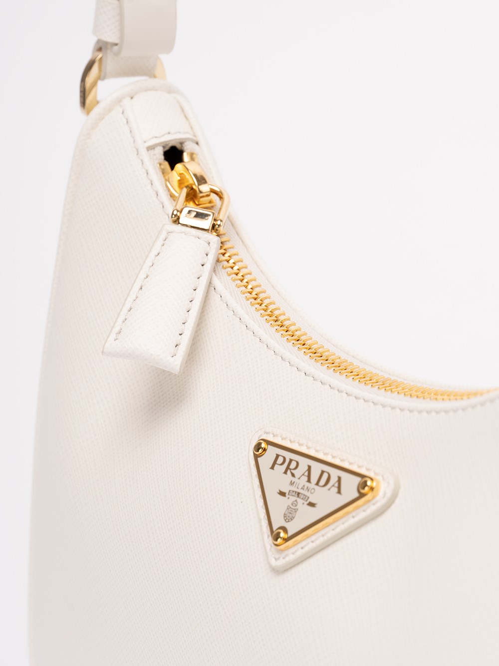 Prada mini chain outlet bag