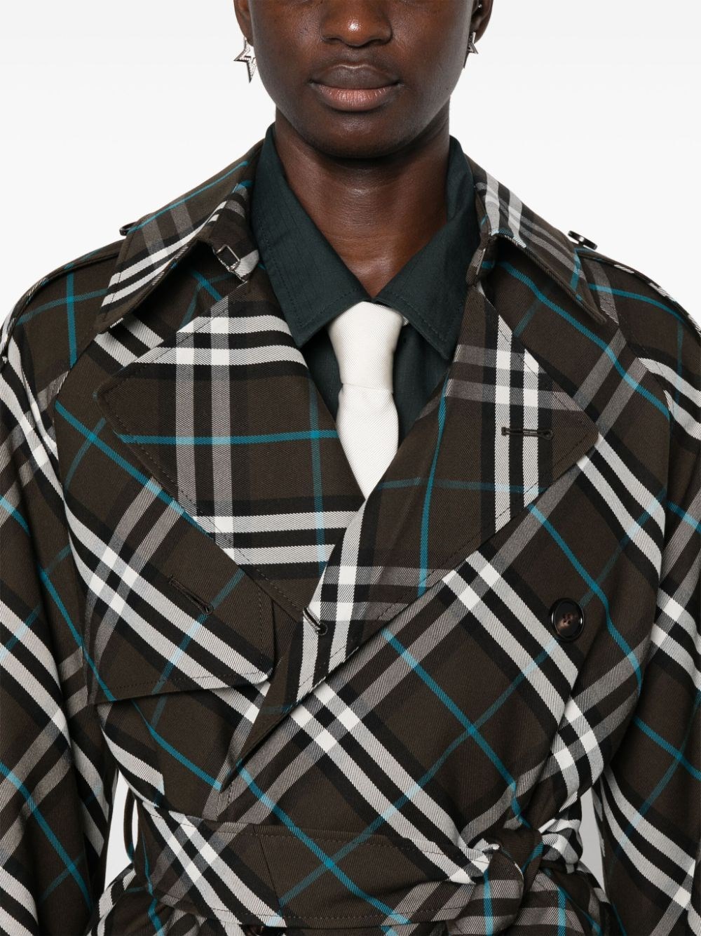 burberry trench coat available on Spinnaker - 43298
