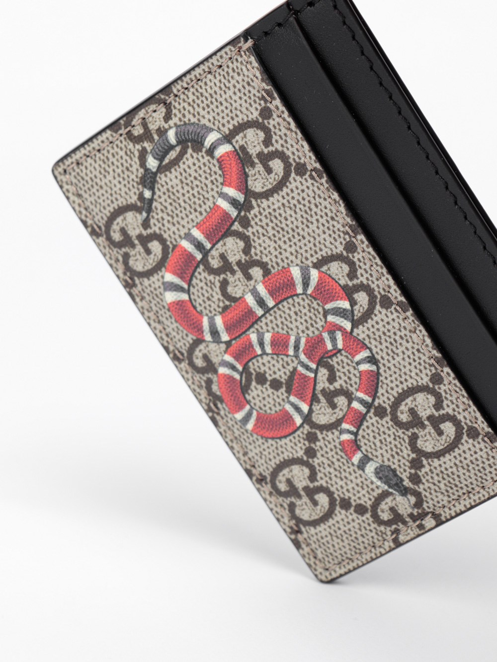 gucci kingsnake print gg supreme card 